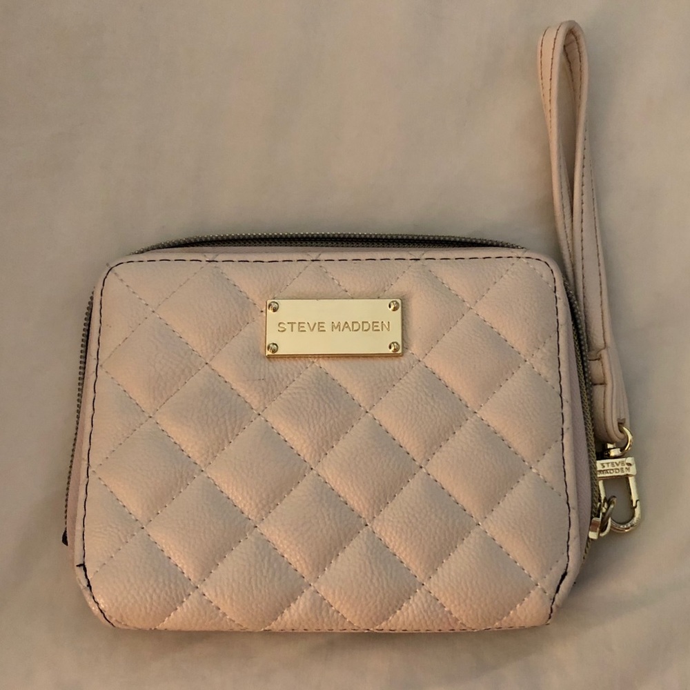 Steve Madden Billfold
